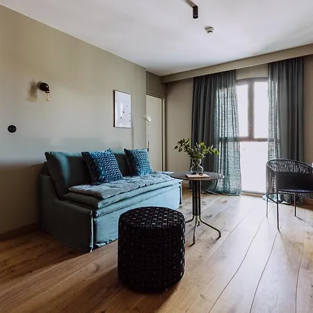 Le Garage Hotel 4*