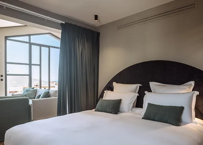 Le Garage 4* Біарріц