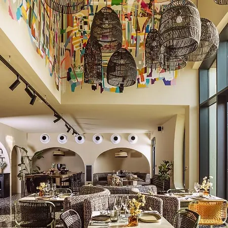 Le Garage Hotel